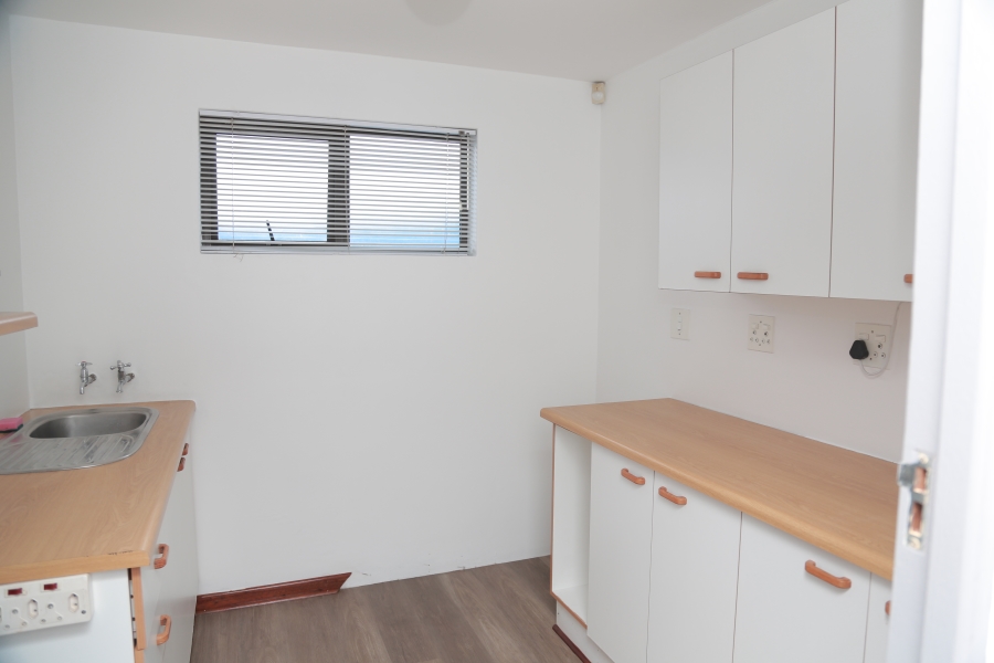 To Let commercial Property for Rent in Beacon Bay North Eastern Cape